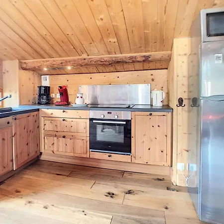 Montagnard 8 Pers. Avec Balcon Et Wifi - Fr-1-344-791 Chalet *